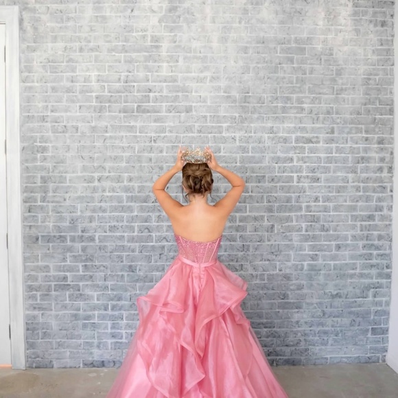 Prom Dress - Picture 4 of 5